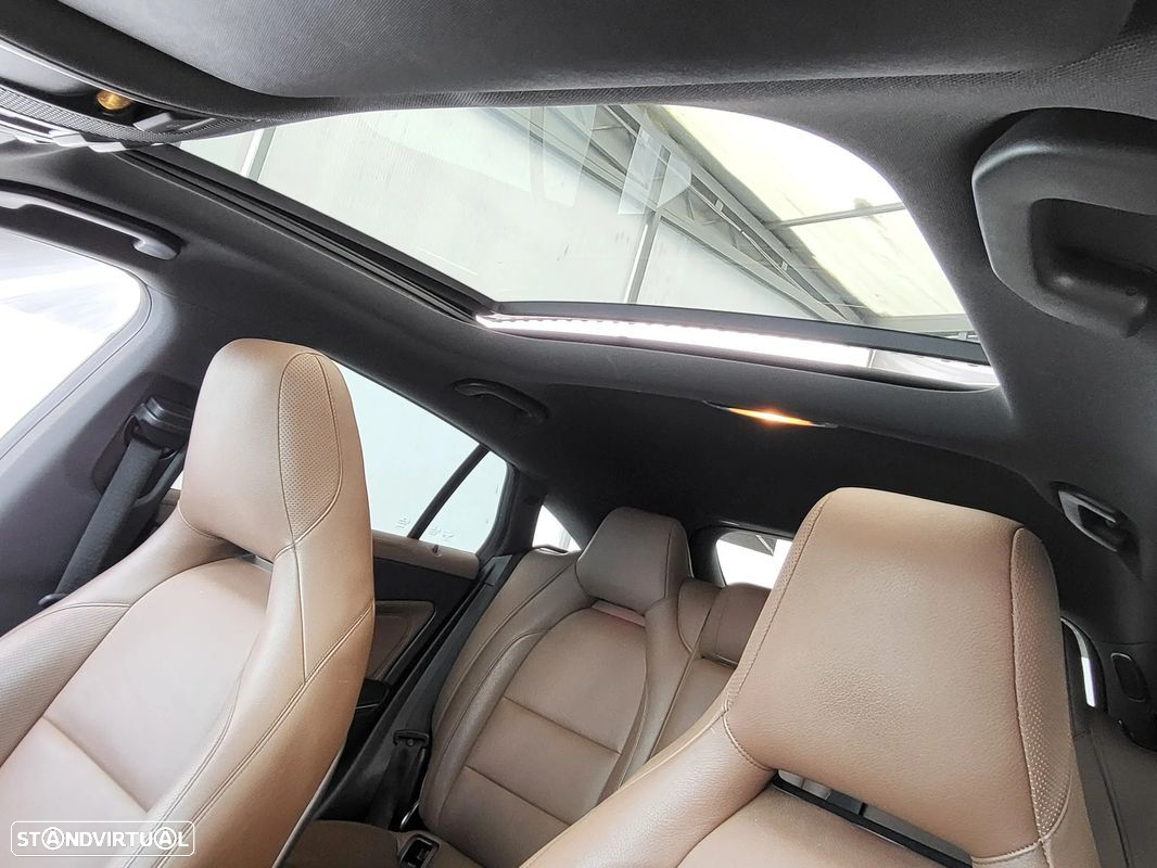 Mercedes-Benz CLA 220 d Shooting Brake AMG Line Aut. - 17