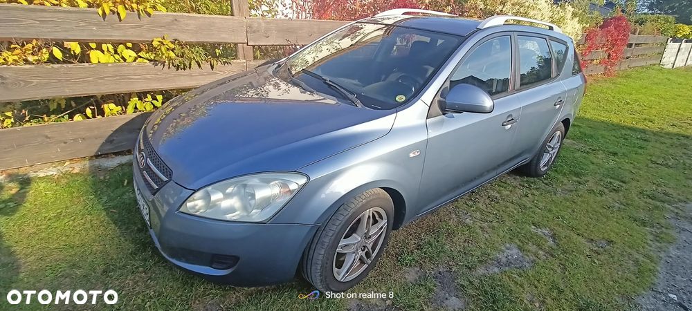 Kia Ceed - 3