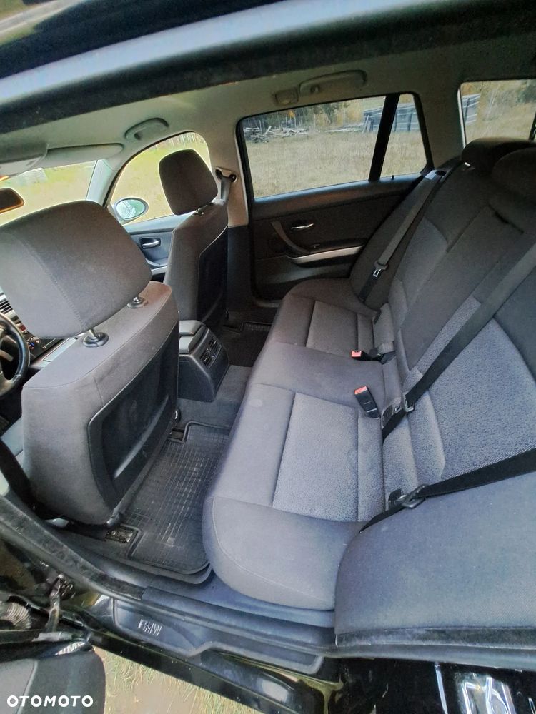 BMW Seria 3 320d - 5