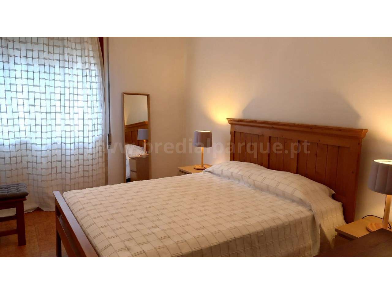 Apartamento T1 mobilado e equipado, junto ao Palácio de Cristal - Grande imagem: 5/20