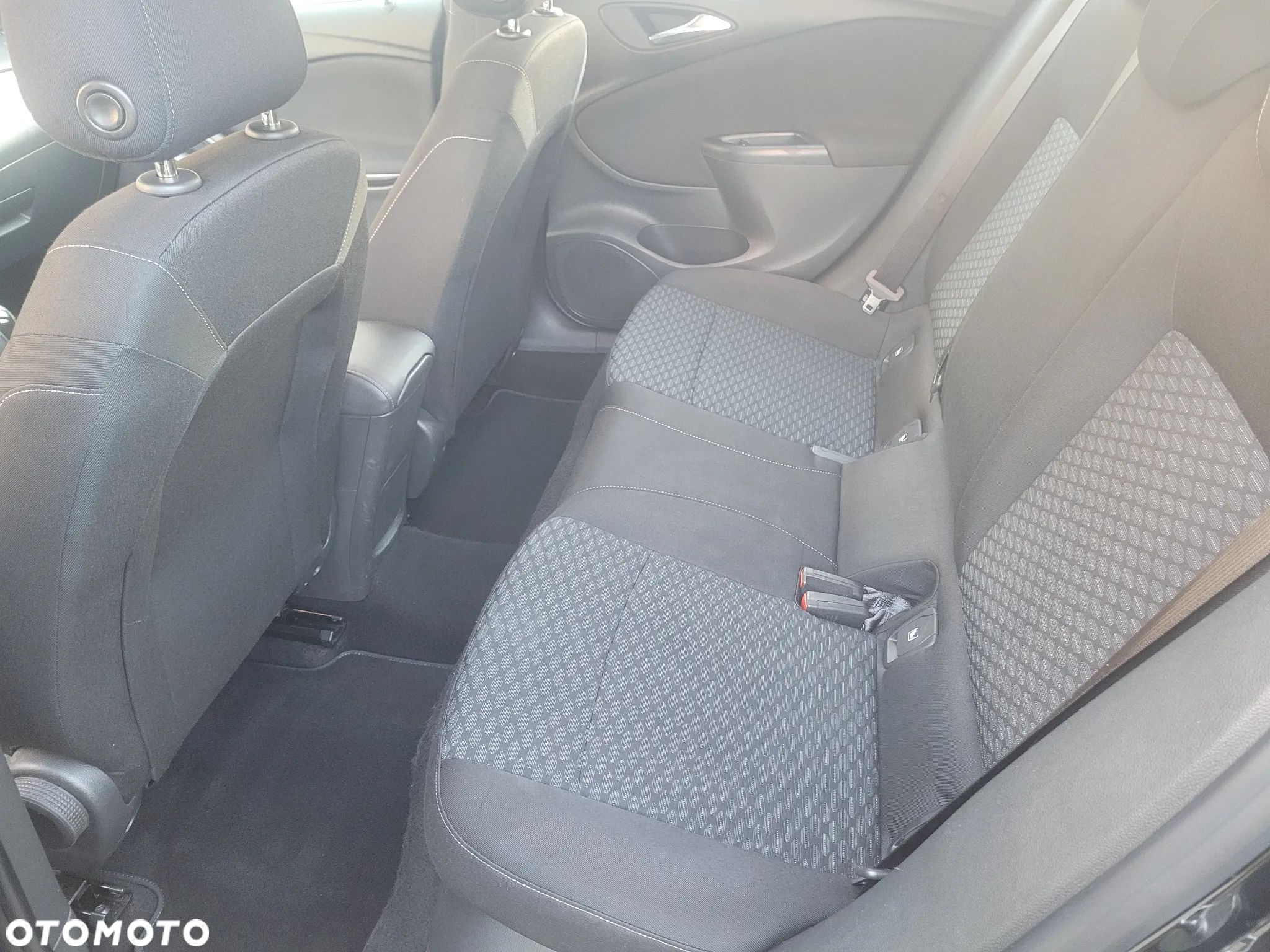 Opel Astra 1.4 Turbo Dynamic - 18