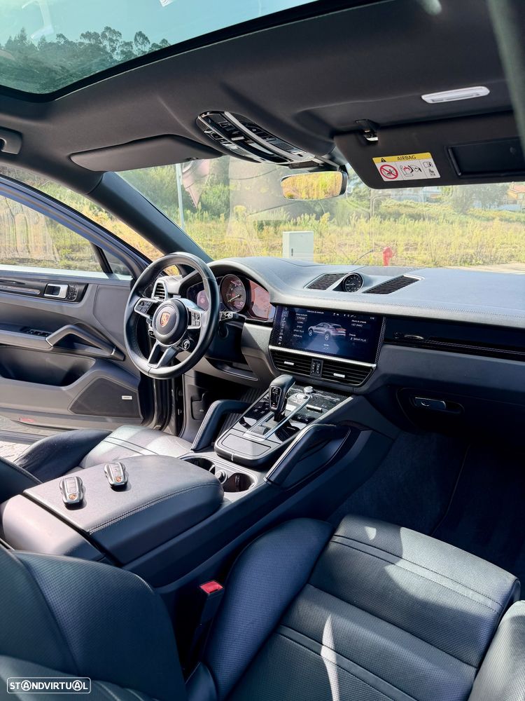 Porsche Cayenne Coupé E-Hybrid - 7