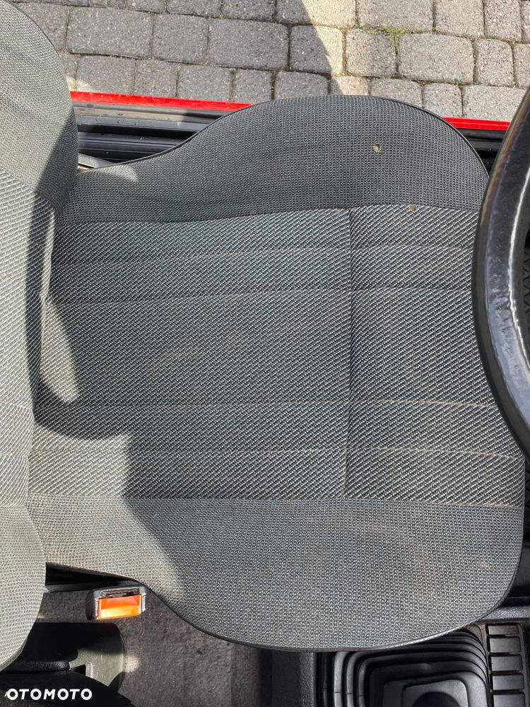 Volkswagen Golf 1.6 CL D - 21