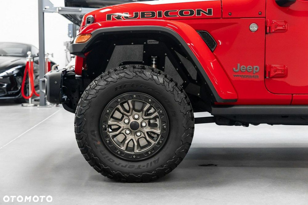 Jeep Wrangler - 16