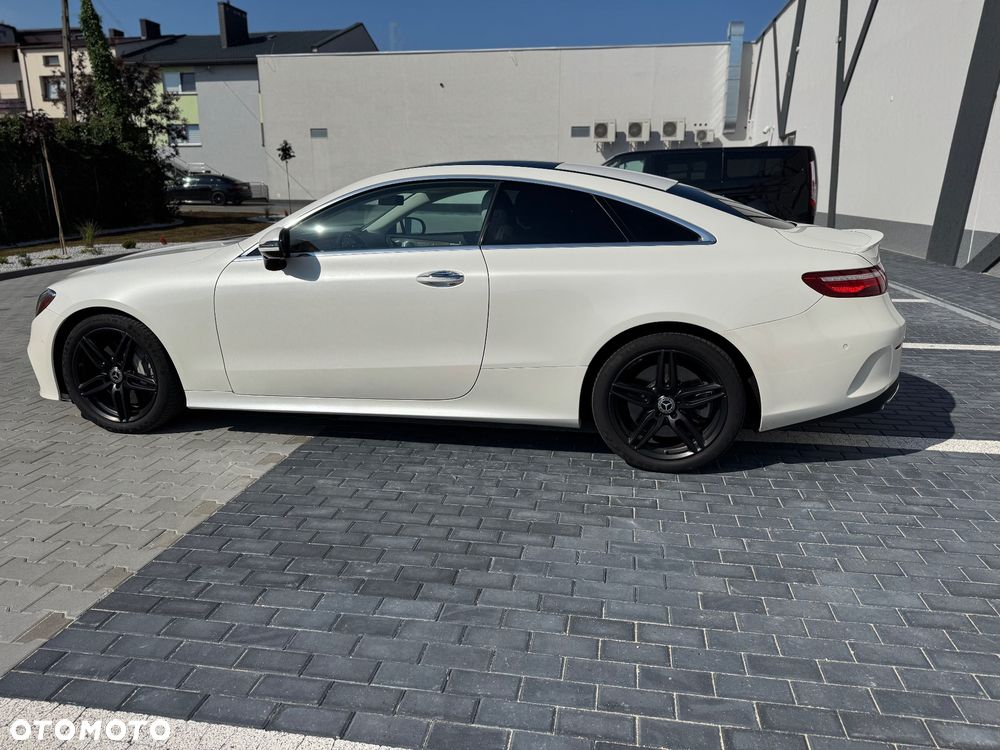 Mercedes-Benz Klasa E 400 4Matic 9G-TRONIC AMG Line - 19