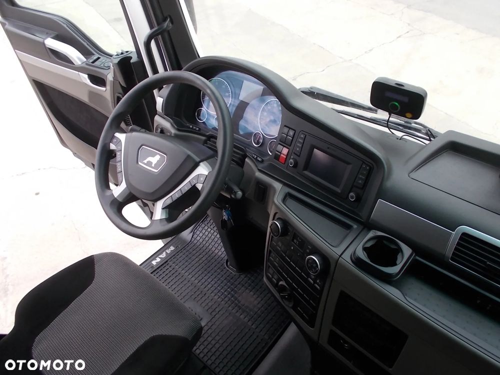 MAN MAN TGX 18.470 uszkodzony silnik - 8