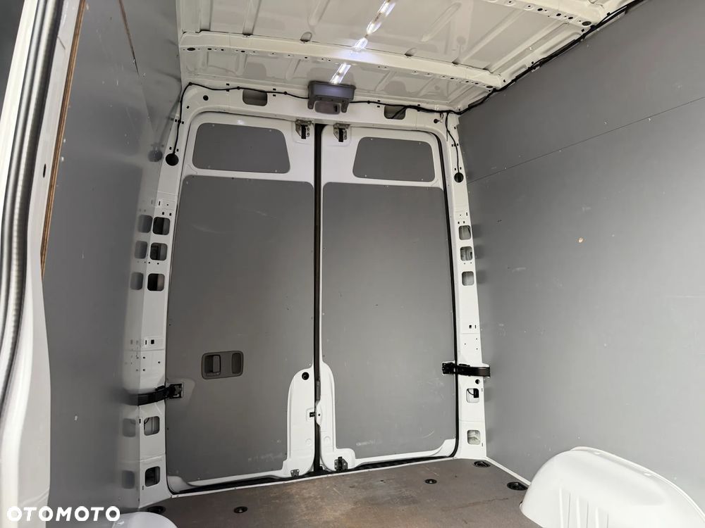 Mercedes-Benz Sprinter 316 CDI L2H2 - 35