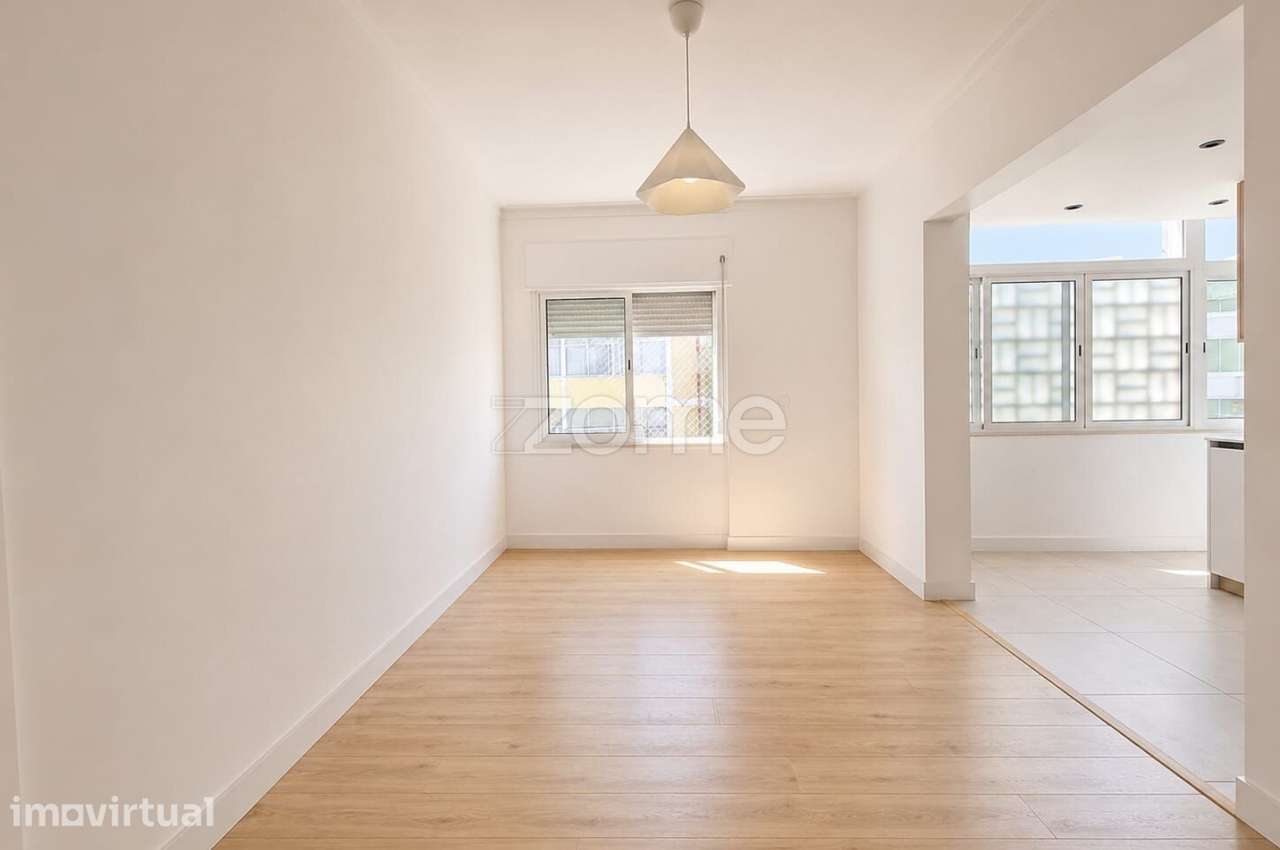 Arrendamento T2 remodelado Odivelas - Grande imagem: 4/17