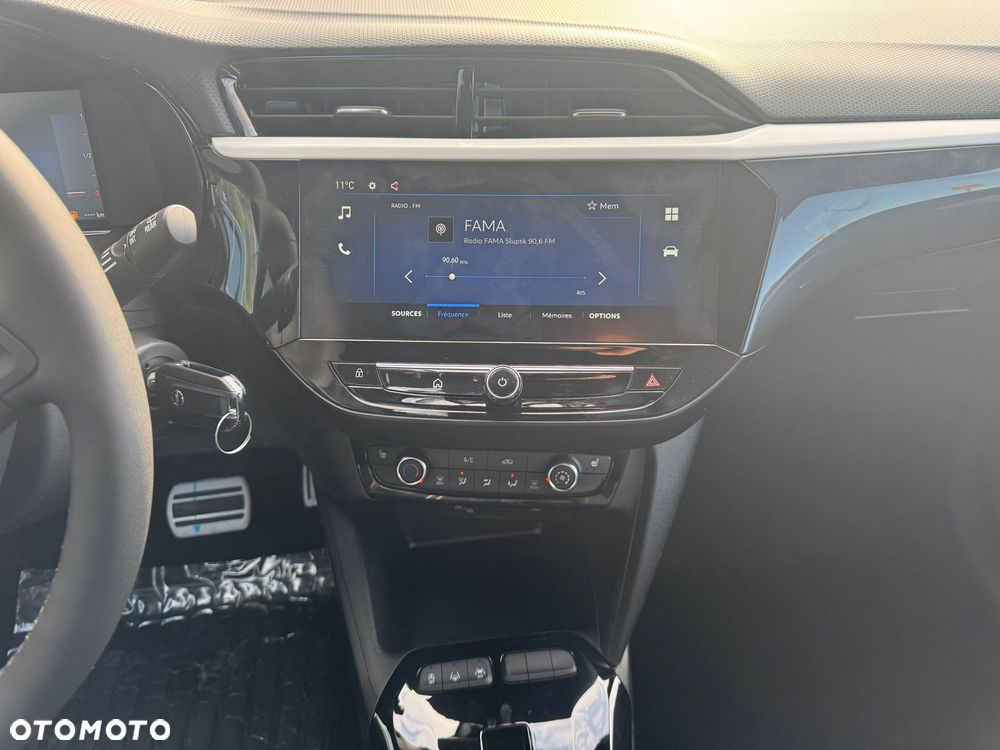 Opel Corsa 1.2 T mHEV GS eDCT - 14