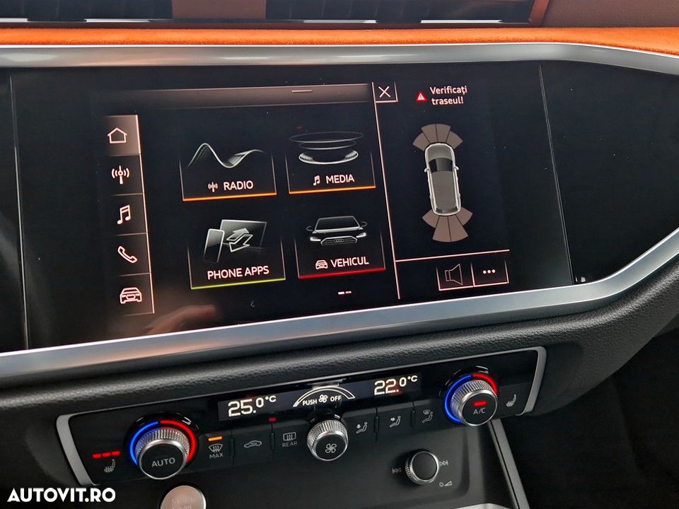 Audi Q3 2.0 40 TFSI S tronic quattro Advanced - 23