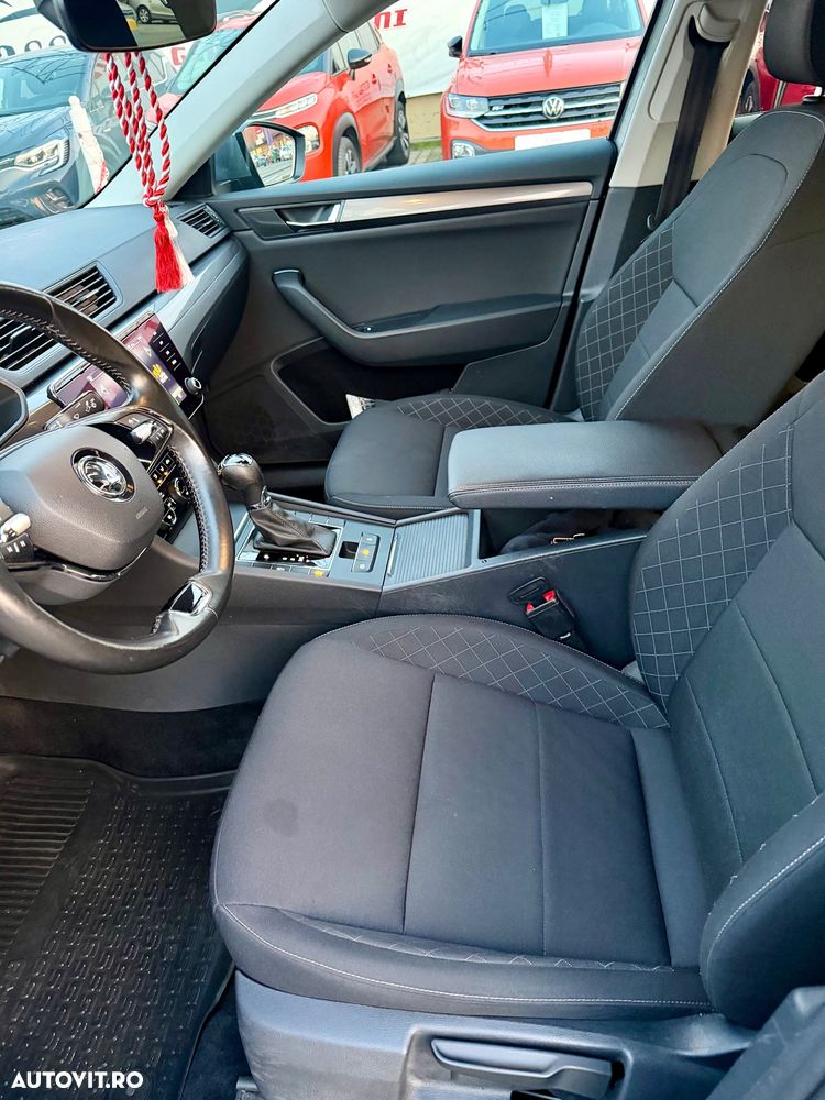 Skoda Superb 2.0 TDI 4x4 DSG Premium Edition - 11