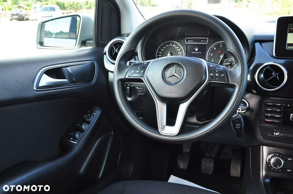 Mercedes-Benz Klasa B - 30