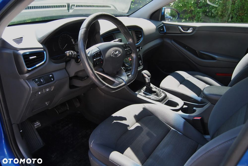 Hyundai IONIQ Hybrid Platinum - 5