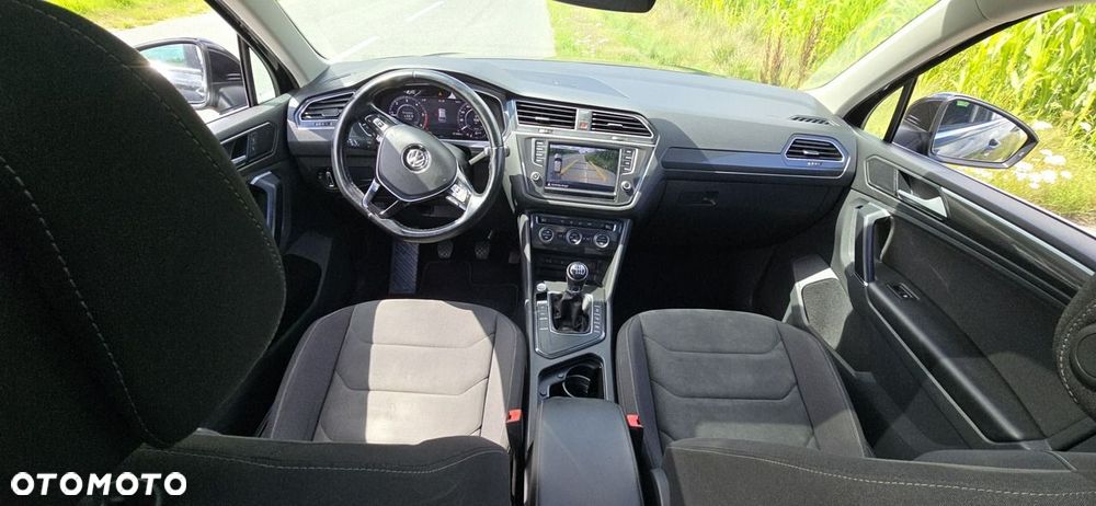 Volkswagen Tiguan - 13