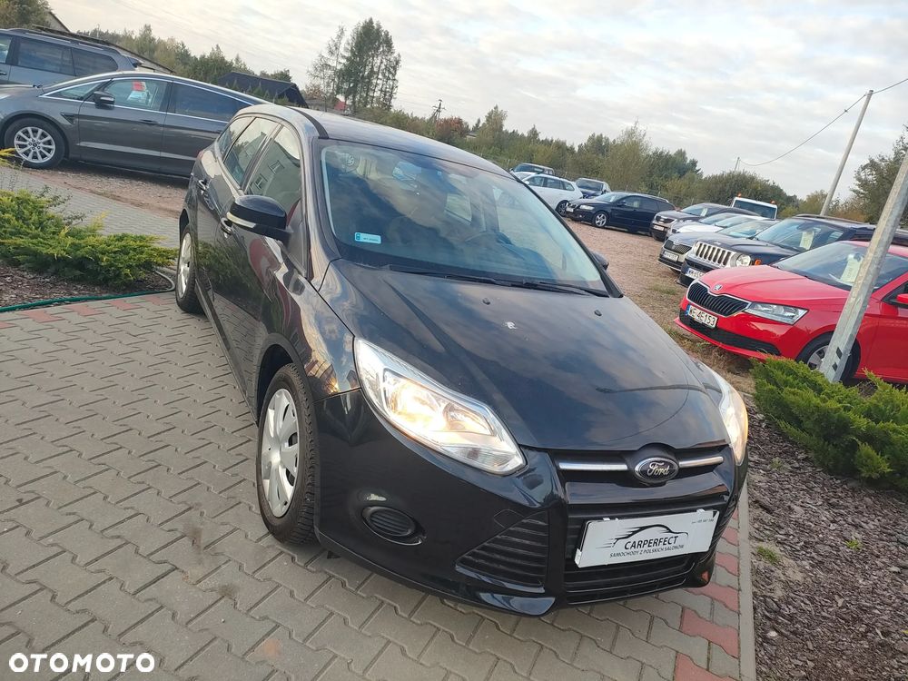 Ford Focus 1.6 Ambiente Start - 3