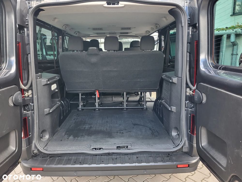 Renault Trafic - 19