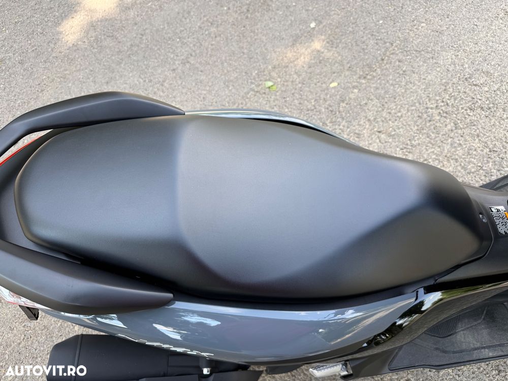 Yamaha XMAX 125 - 15