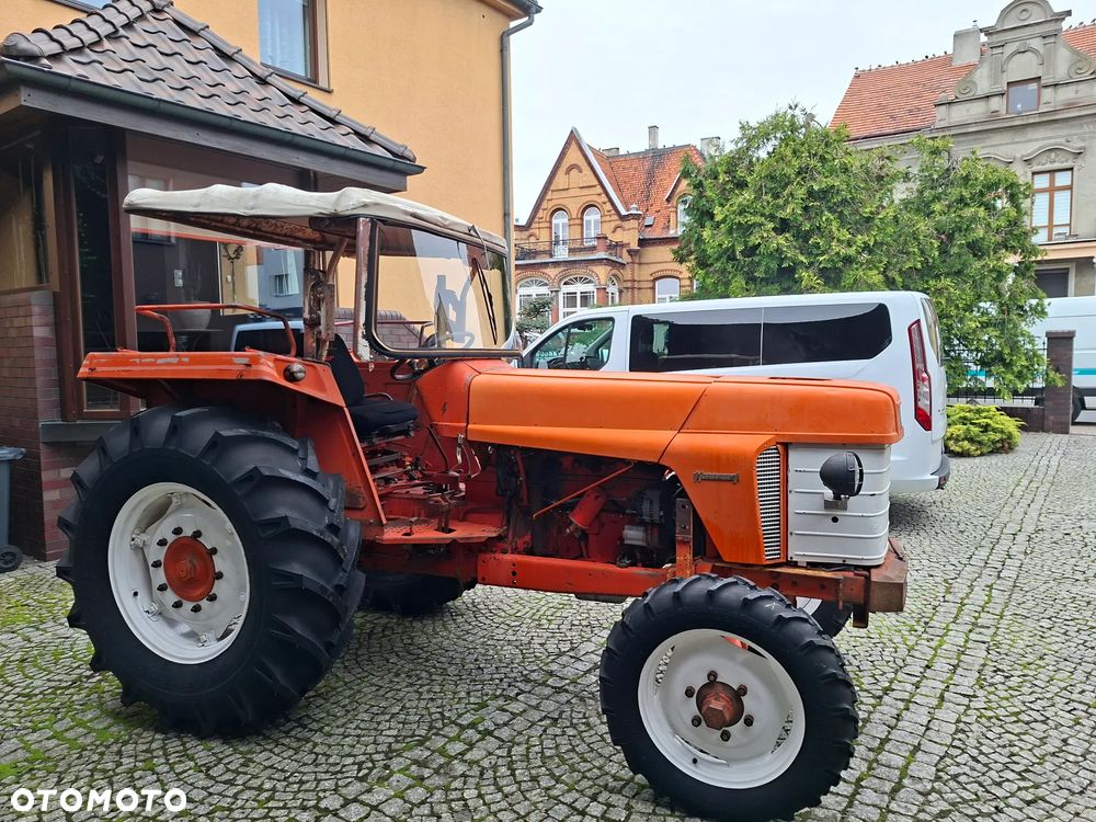 Renault 385 Master 1 - 4