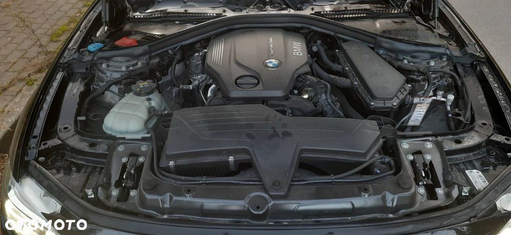 BMW Seria 3 320d xDrive - 8