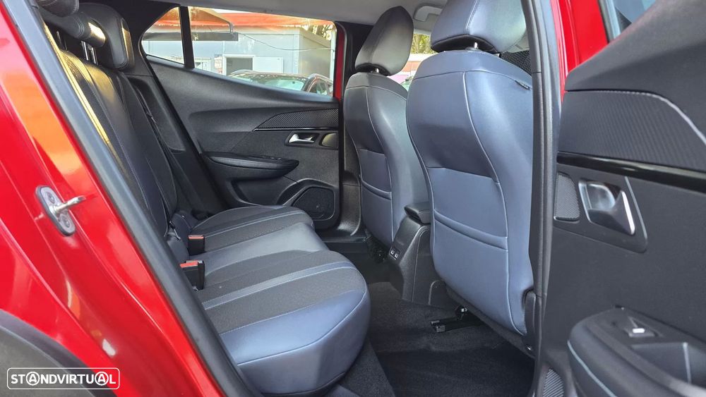 Peugeot 2008 1.2 PureTech Allure Pack - 20