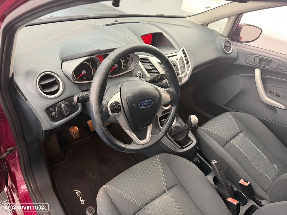 Ford Fiesta - 5