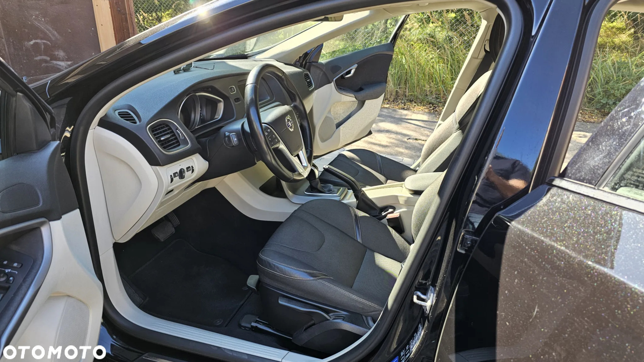 Volvo V40 Cross Country - 7