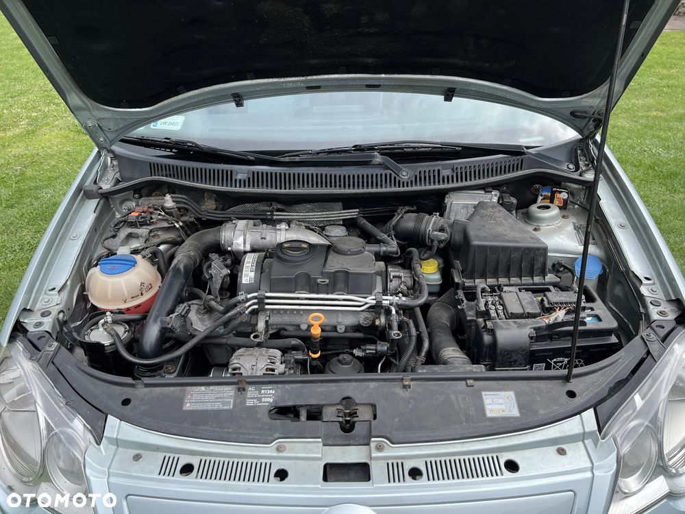 Volkswagen Polo 1.4 TDI DPF BlueMotion - 8