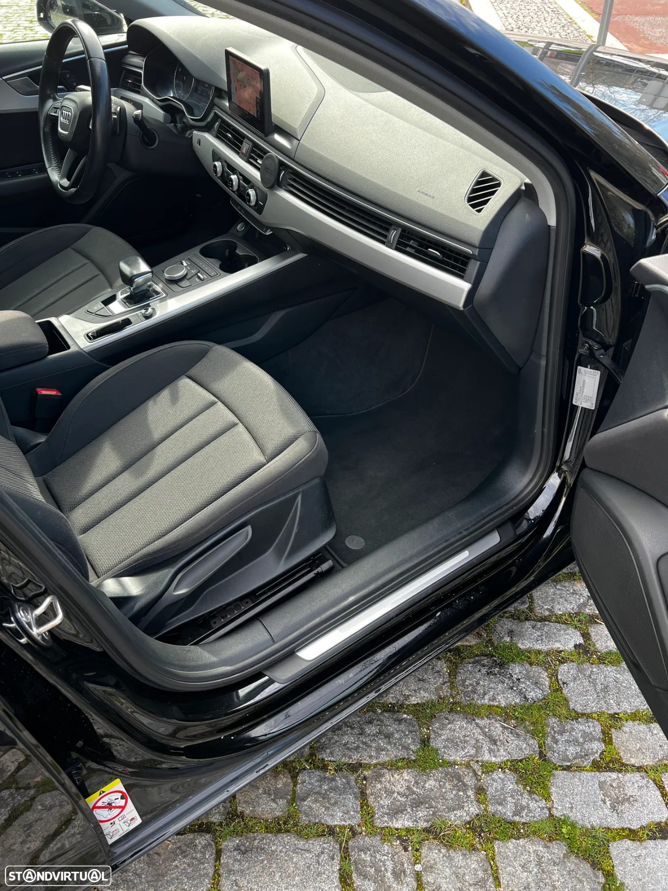 Audi A4 Avant 35 TDI Design S tronic - 18