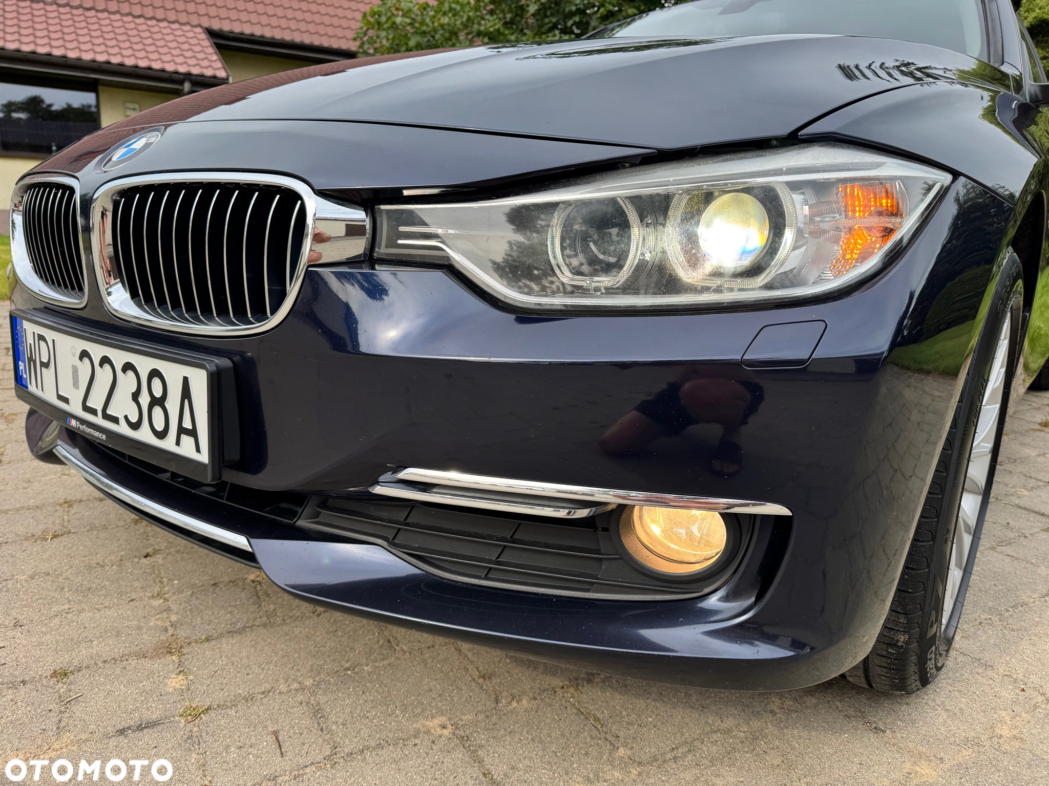 BMW Seria 3 318d Luxury Line - 10