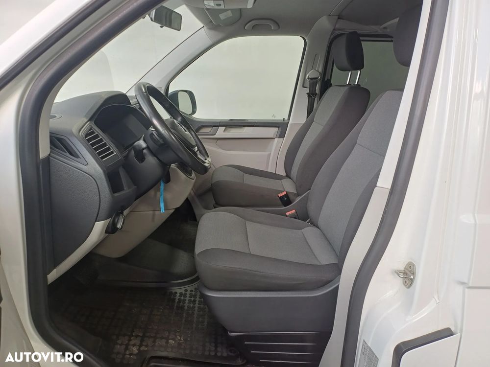 Volkswagen Caravelle LR Comfortline DSG - 6