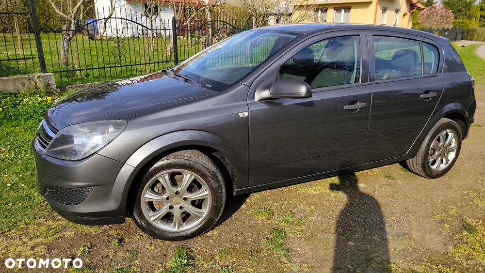 Opel Astra 1.6 Active - 9