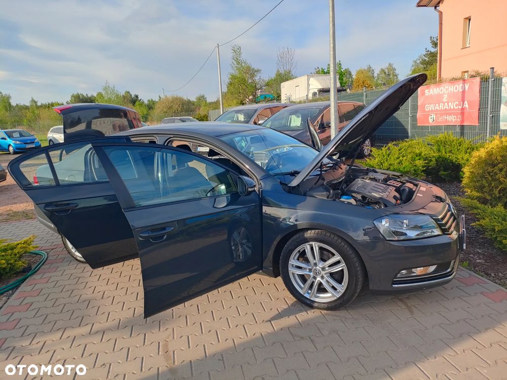 Volkswagen Passat 2.0 Blue TDI SCR Trendline - 35
