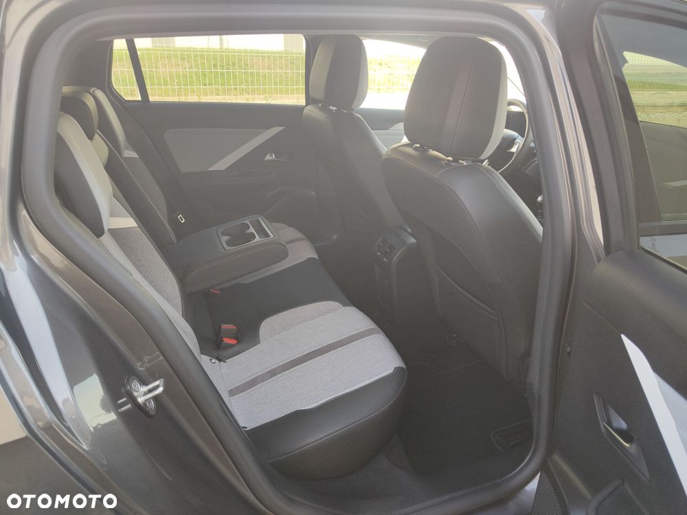 Opel Astra 1.5 CDTI Elegance S&S - 13