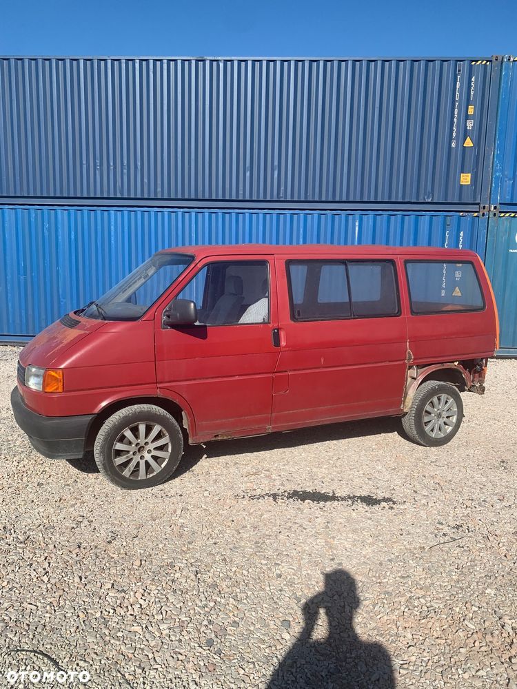 Volkswagen Multivan - 36