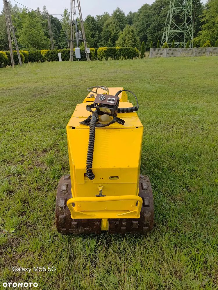 Wacker Neuson RT 820 - 2