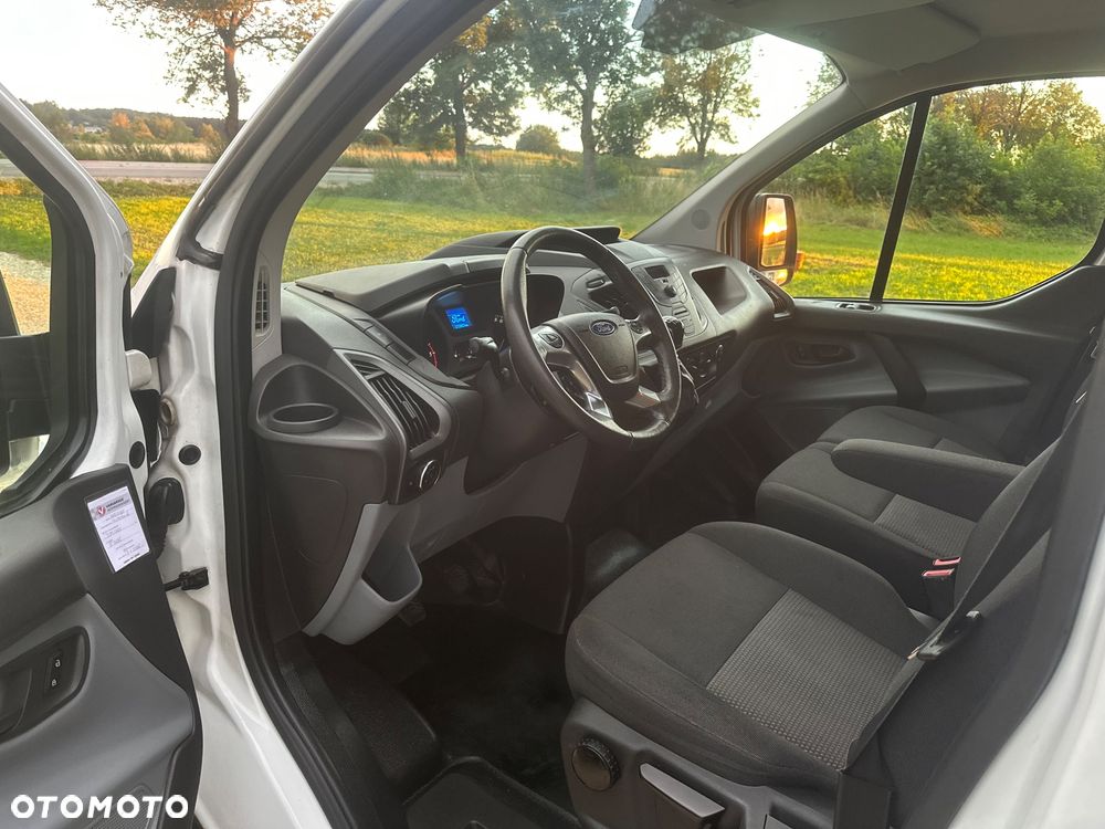 Ford Transit Custom - 13
