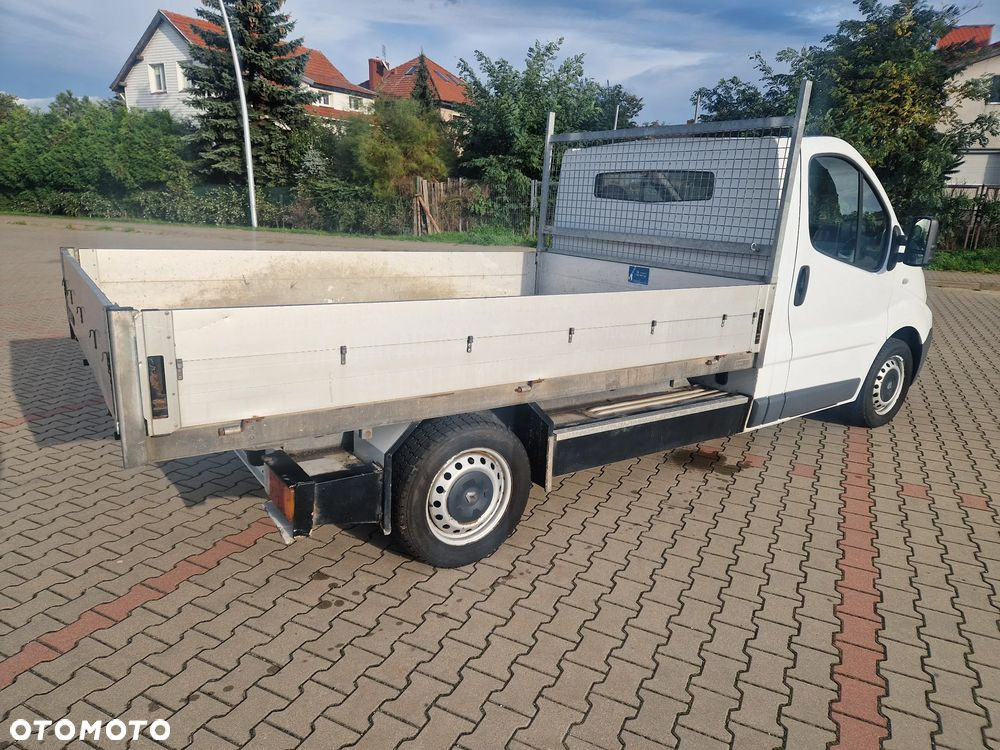 Renault Trafic - 6