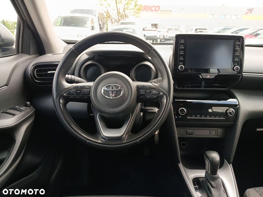 Toyota Yaris Cross Hybrid 1.5 Comfort - 12