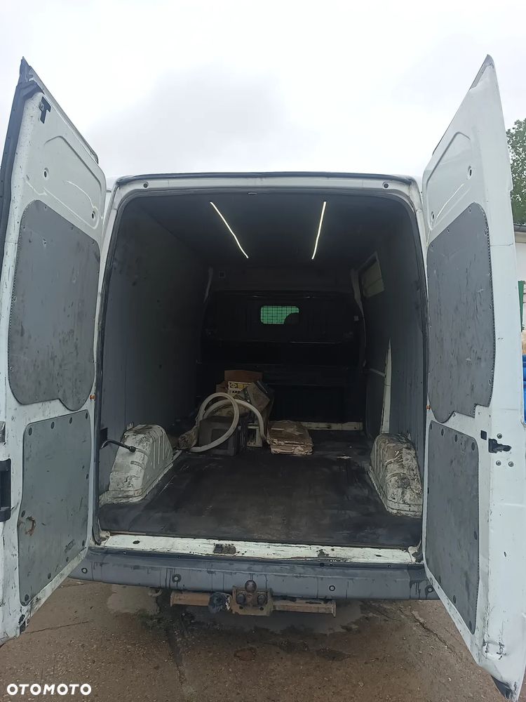 Ford transit - 15