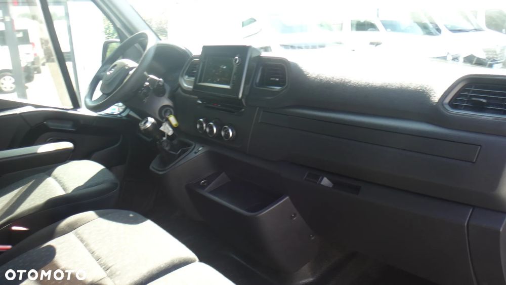 Opel Movano - 13
