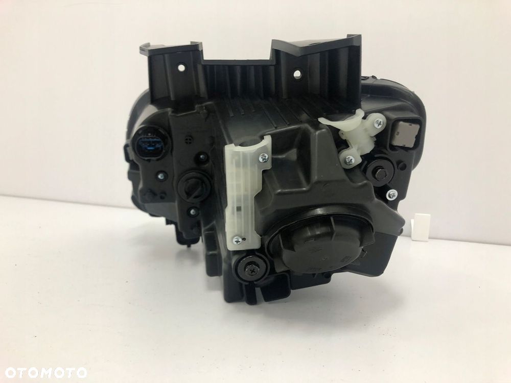 HYUNDAI KONA 2021- LIFT USA PRAWY REFLEKTOR 9PIN - 3