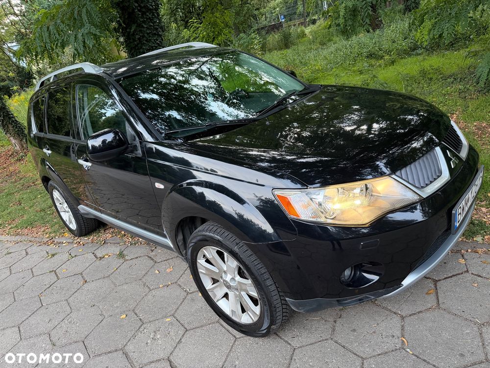 Mitsubishi Outlander 2.4 4WD CVT Instyle - 2