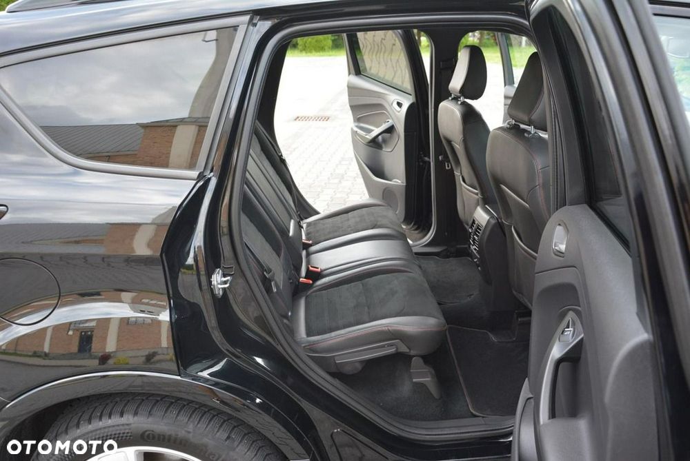 Ford Kuga 1.5 EcoBoost 2x4 ST-Line - 14