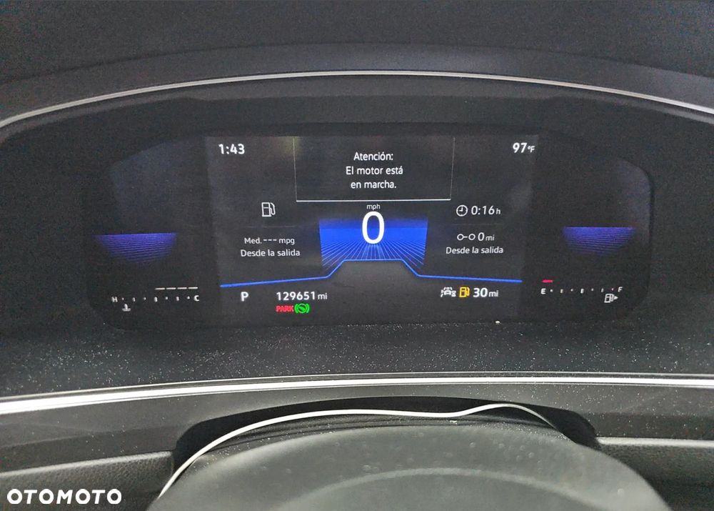 Volkswagen Tiguan - 12