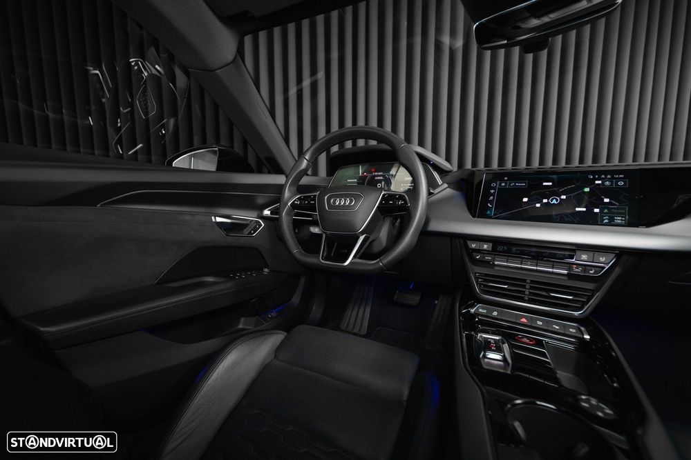 Audi e-tron GT quattro - 12