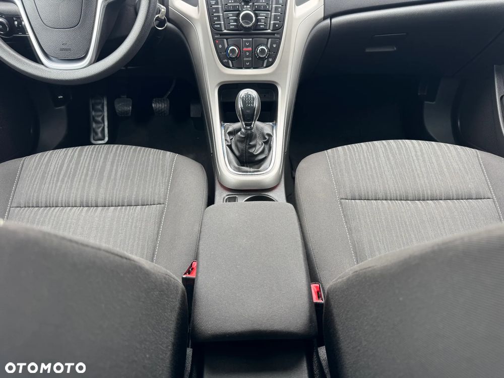 Opel Astra 1.4 Turbo - 32