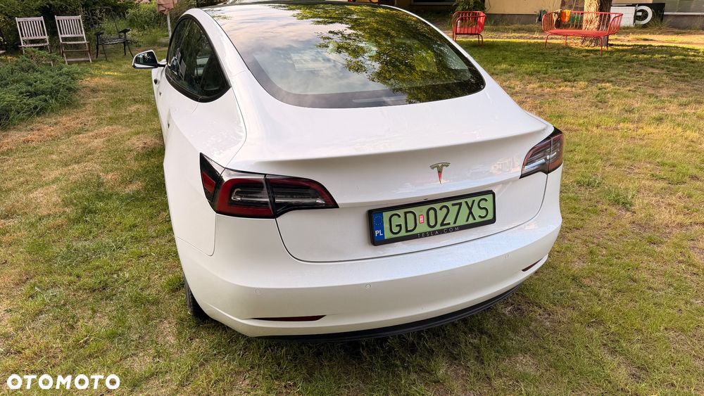 Tesla Model 3 Standard Range Plus - 5