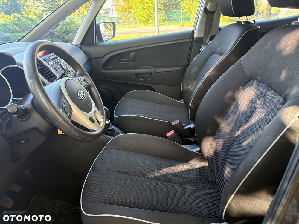 Kia Venga 1.4 CVVT Business Line - 18