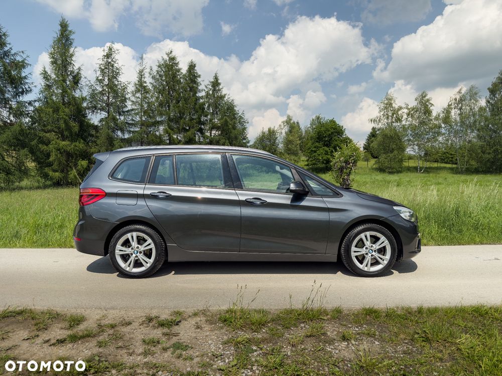BMW Seria 2 218d Sport-Aut Sport Line - 11