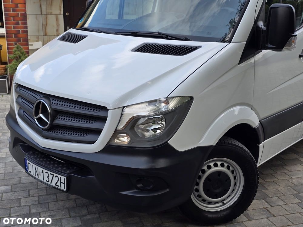 Mercedes-Benz Sprinter - 18